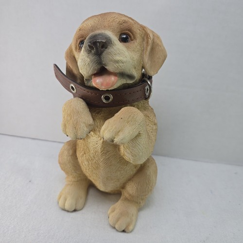 Figurine yellow labrador - a,